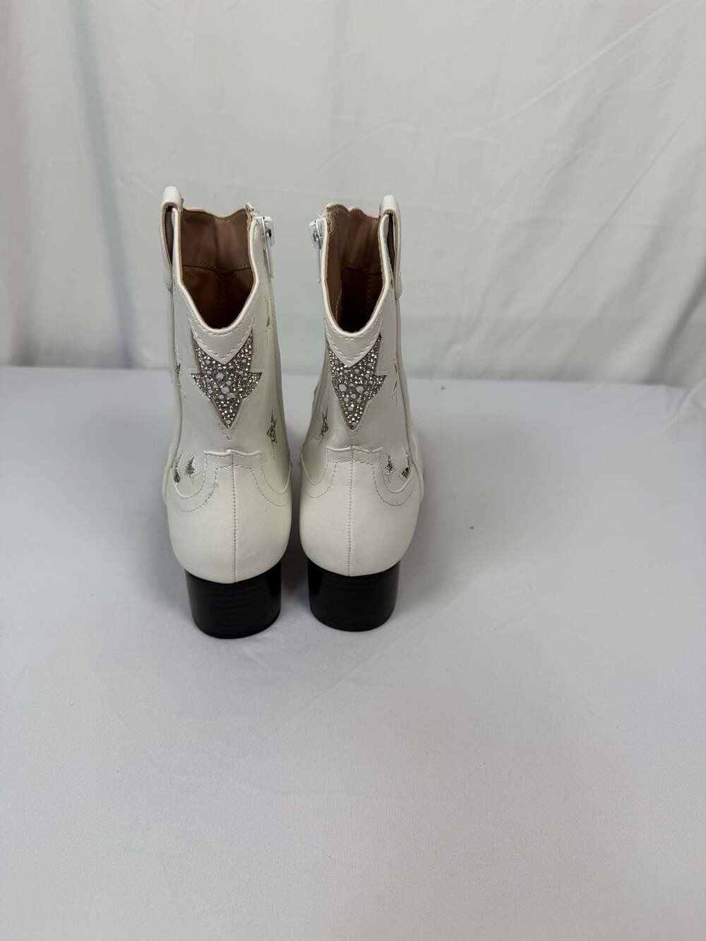 Betsey Johnson Edison Western Boot White Rhinestone Star Ankle Booties - Picture 4 of 6